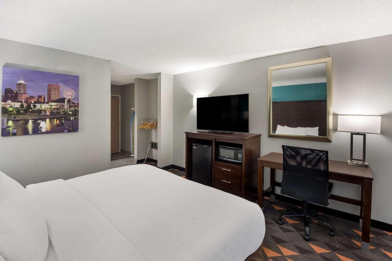 ชัวร์สเตย์ พลัส โฮเต็ล บาย เบสต์เวสเทิร์น อินเดียนาโพลิส นอร์ทอีสต์ Hotel แคสเซิลตัน ภายนอก รูปภาพ